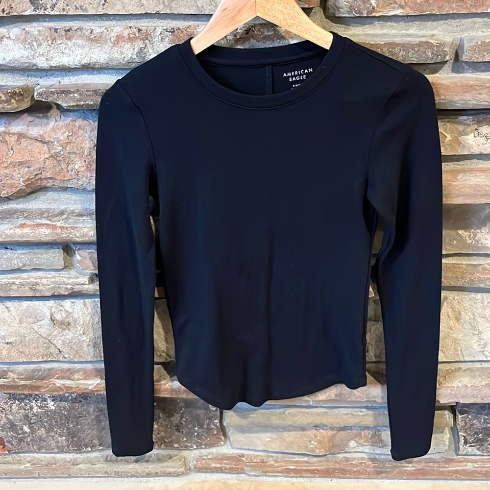 American Eagle Black Long Sleeve Crewneck Tee Curve Hem